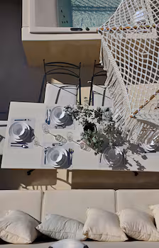 OIA Unique Homes by K&K