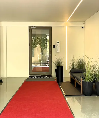 THE NIXON Luxury Suites and Apartments Athens