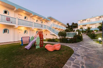 Summer View Hotel