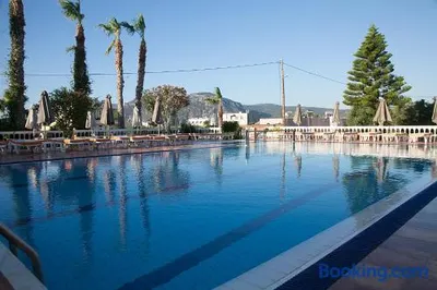 Zeus Hotel