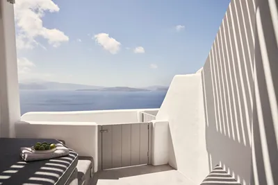 Alisaris Caves Suites