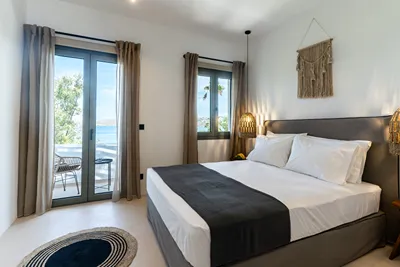 PAREA Paros