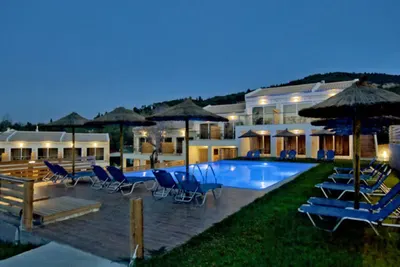Ninos Saint George Palace Hotel