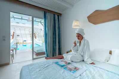 ALOE HOTEL - Adults Only 18+