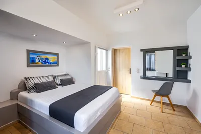 Plastiras Rooms Santorini