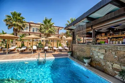 GREEK PRIDE HOTEL and APARTMENTS