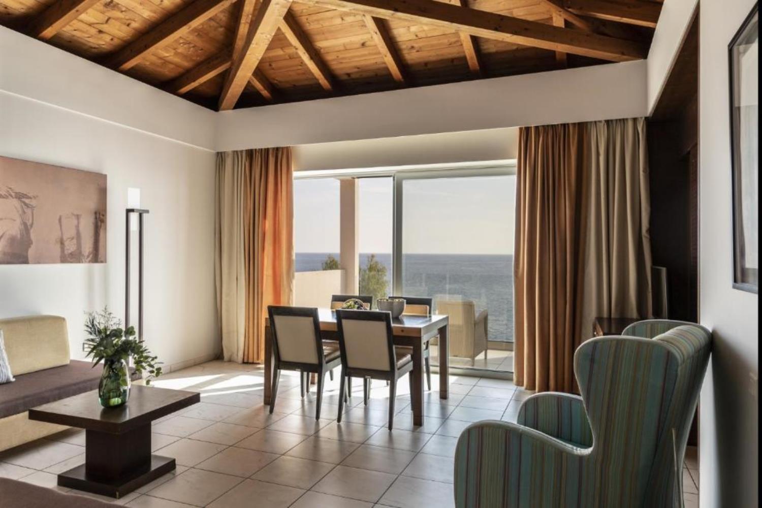Louis Apostolata Island Resort