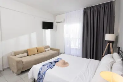 Jenny Hotel