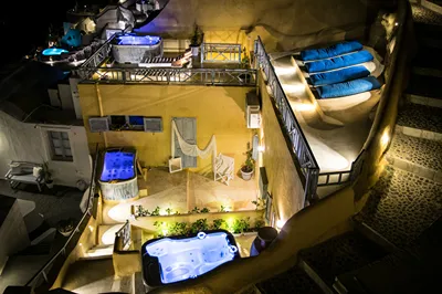 Kaleidoscope Santorini Luxury Cave Houses