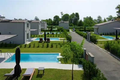 Ammos Luxury Pool Villas