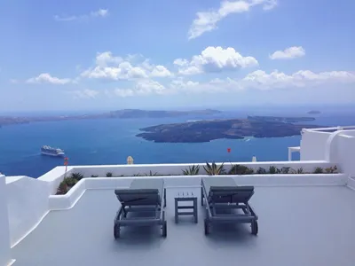 Altana Cliffside Villas Santorini
