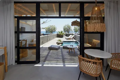Oscar Beachfront Suites