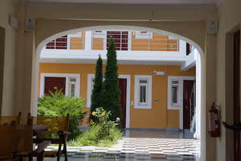 Summertime Inn