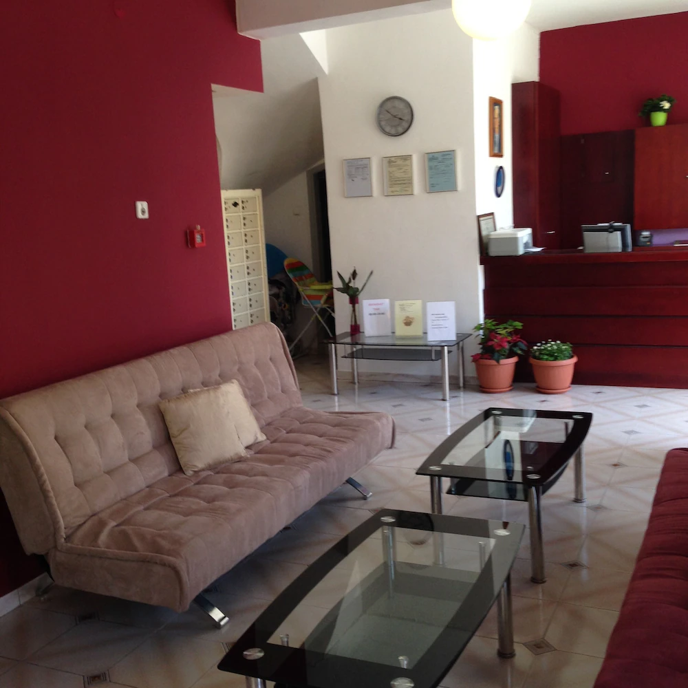 ZEFYROS HOTEL