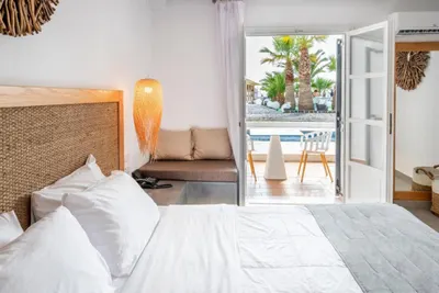 Smy Mediterranean White Santorini