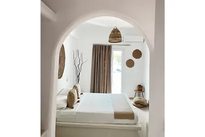 Cal Day Rooms Santorini