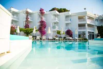Marathon Beach Resort
