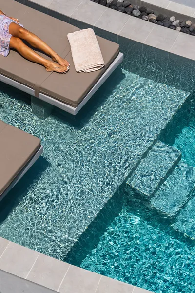 Lavadoze Luxury Suites