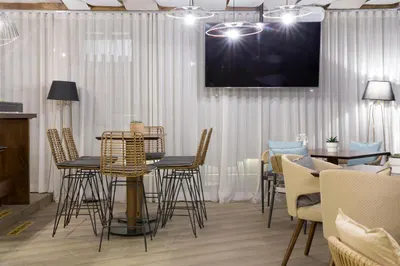 Zeus Essence Wyndham Athens Residence