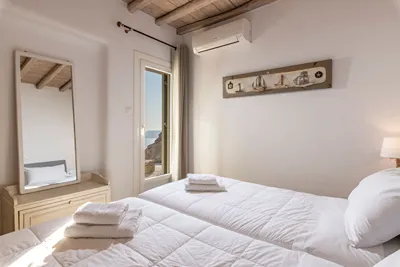 Mykonos Divino