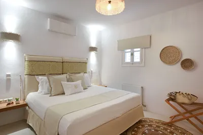 Amalgam Homes Paros
