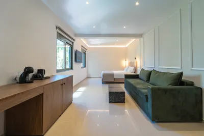 PHILIA CENTER SUITES