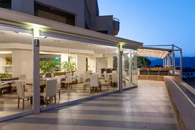 Molos Bay Hotel