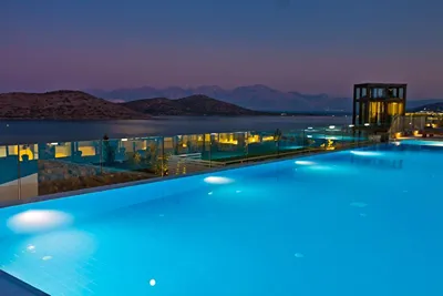 Royal Marmin Bay Boutique & Art Hotel