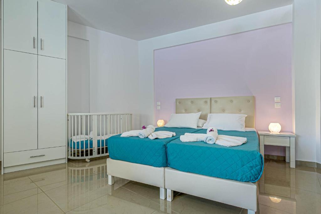 Palapart Gikas Studios and Suites