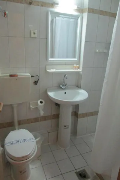Lito Hotel