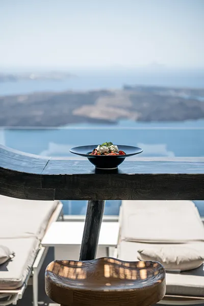 On The Rocks Hotel