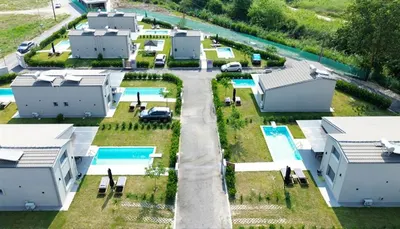Ammos Luxury Pool Villas