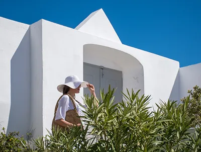 Amelot Art Suites Santorini