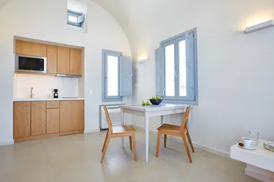 Nova Luxury Suites Santorini