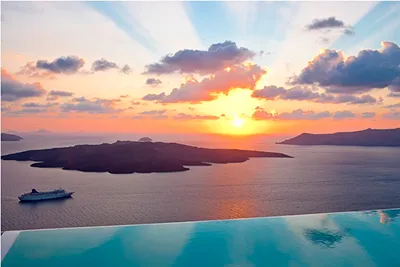 Cosmopolitan Suites Santorini