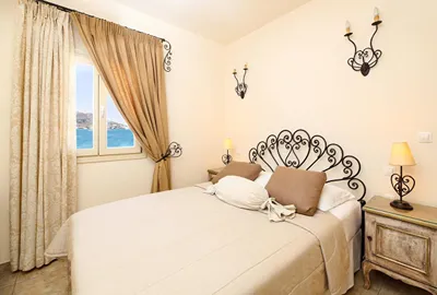 Villa Isabella Studios & Suites