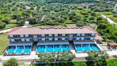 Royal Hotel Polichrono