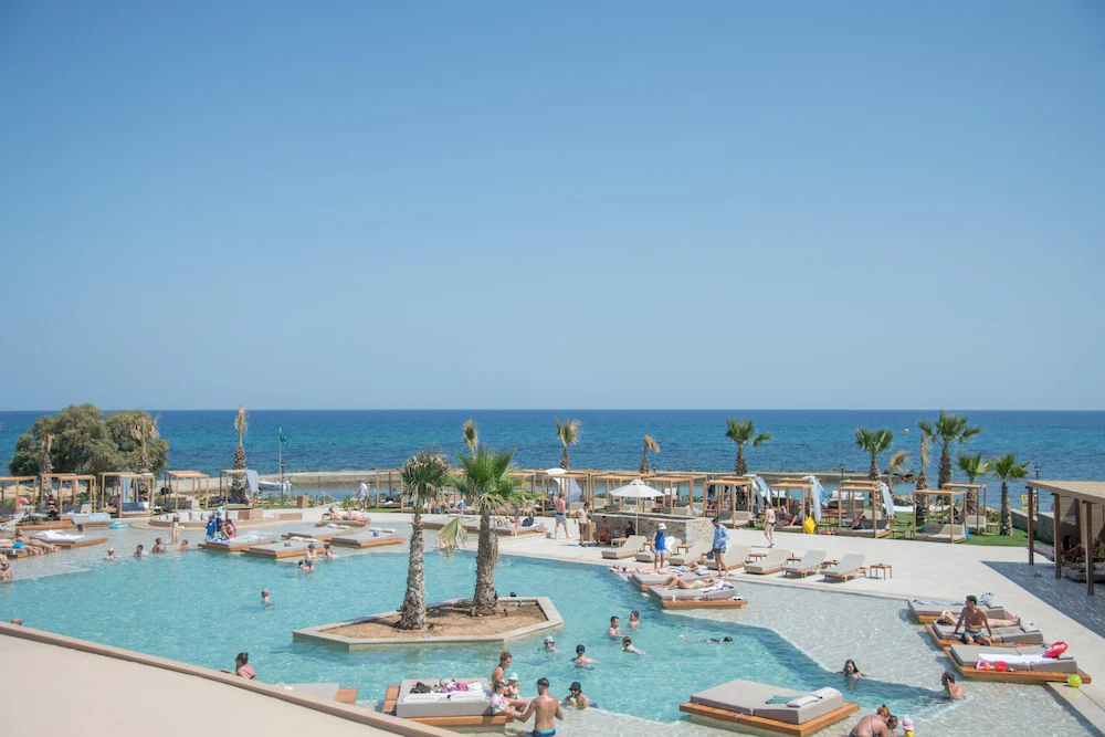 Senseana Sea Side Resort & Spa