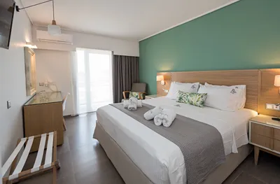Palm Beach Hotel – Adults Only