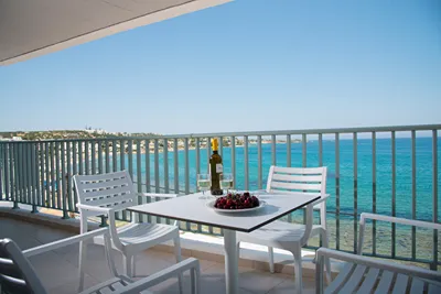 Alia Beach Hotel