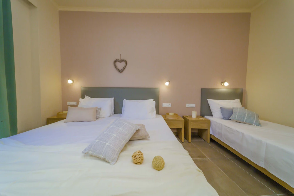 Amaryllis Beach Front Hotel