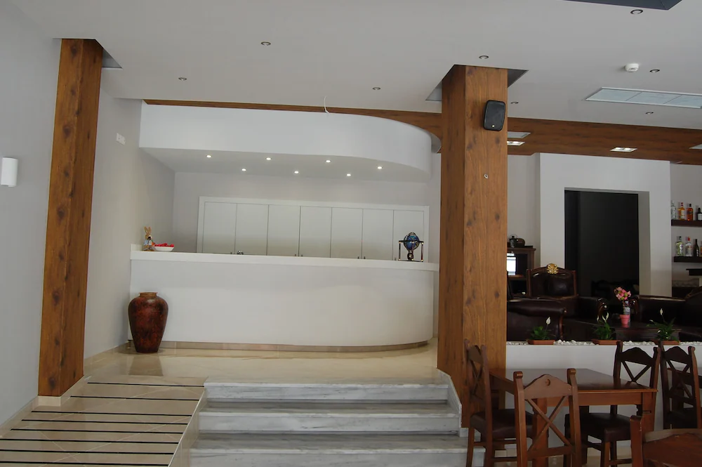 Paralia Beach Boutique Hotel