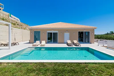 Spartakos Luxury Villas
