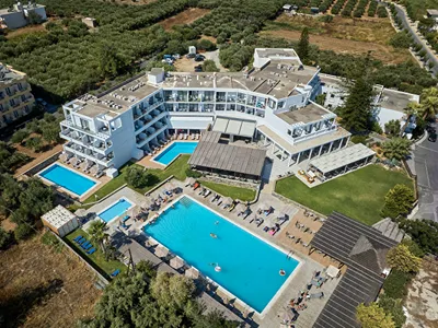 Amounda Bay Hotel