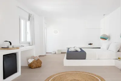 Voca Hotel & Suites