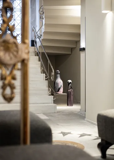 33 Solonos Suites