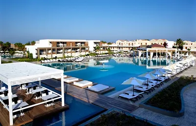 Pelagos Suites Hotel