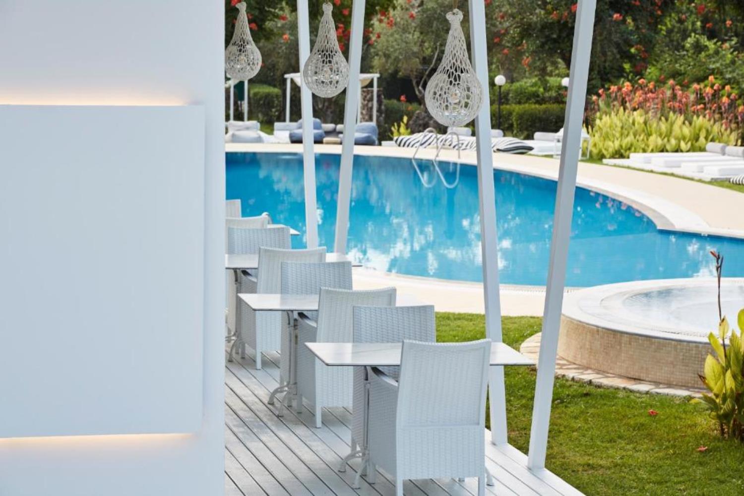 Mr & Mrs White Corfu
