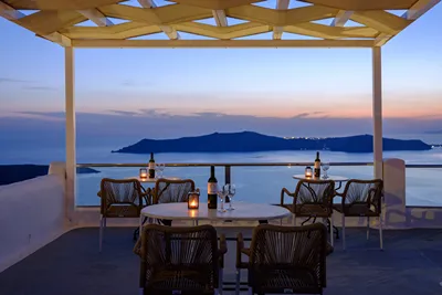 Vallas Apartments & Villas Santorini