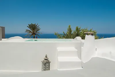 Aqua Serenity Santorini Luxury Suites